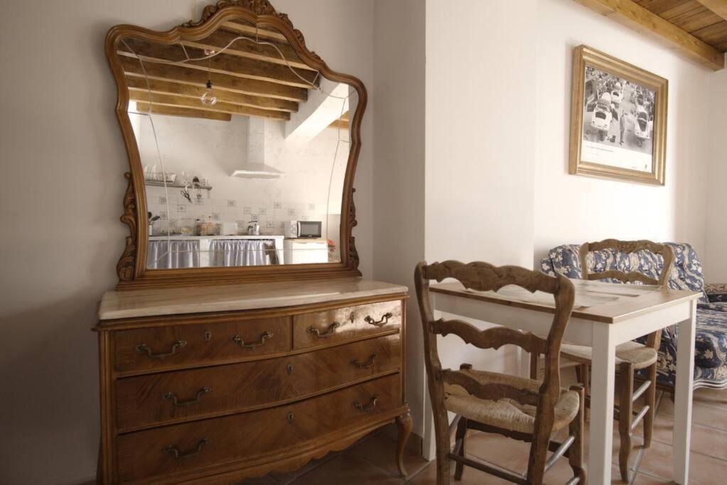 Cerca De La Alhambra, La Casa Del Cuento, Segundo Apartment กรานาดา ภายนอก รูปภาพ