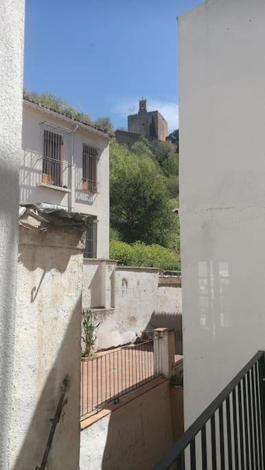 Cerca De La Alhambra, La Casa Del Cuento, Segundo Apartment กรานาดา ภายนอก รูปภาพ
